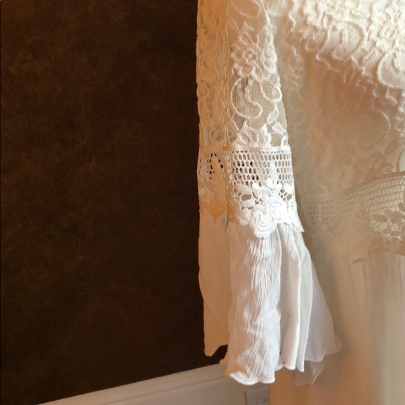 Indigo Soul White Lace Top - Picture 3 of 5